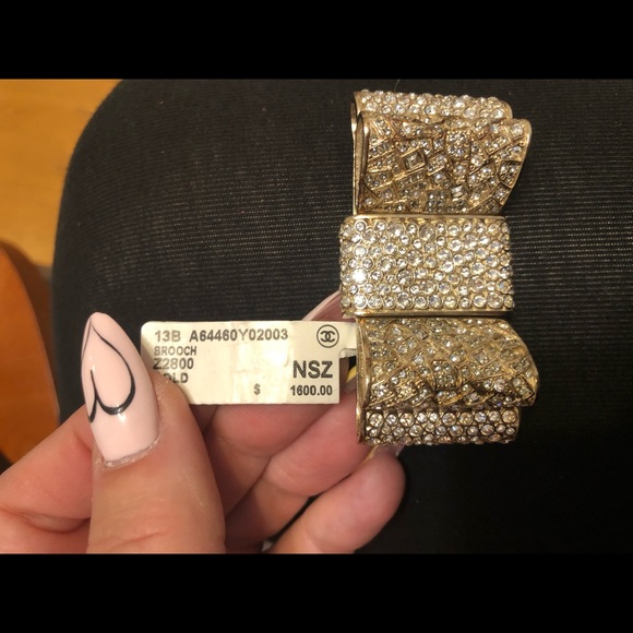 Chanel bow brooch pin - Picture 2 of 11